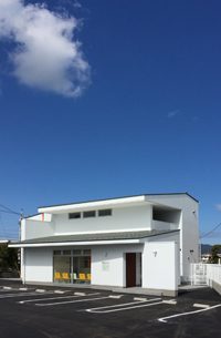 徳島県藍住町　動物病院併用住宅